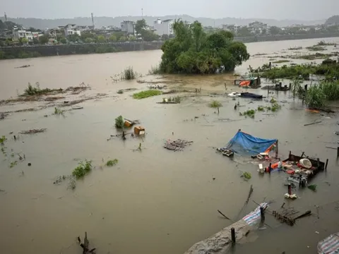 Hoàn lưu bão gây mưa lớn, nhiều khu vực có nguy cơ xảy ra lũ quét, sạt lở đất