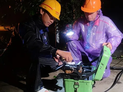 Dồn nguồn lực khôi phục thông tin tại địa phương bị ảnh hưởng do bão