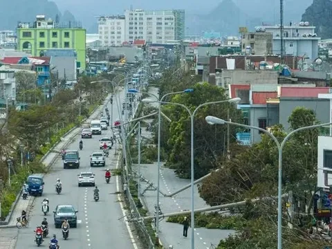 Quảng Ninh: Quốc lộ, đường tỉnh hư hại nặng nề sau bão số 3