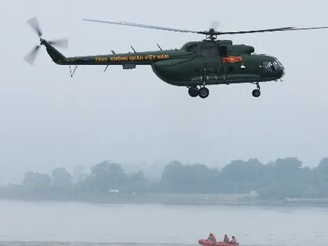 Thủ tướng yêu cầu sẵn sàng phương án dùng trực thăng cứu trợ vùng bị chia cắt