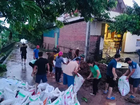 Huyện Đan Phượng sẵn sàng ứng phó với lũ báo động 2 trên sông Hồng