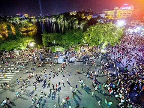 Để Hà Nội là trung tâm văn hóa của một Việt Nam phát triển