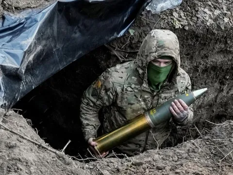 Nhà Trắng đang hoàn thiện kế hoạch mở rộng phạm vi Ukraine có thể tấn công vào Nga