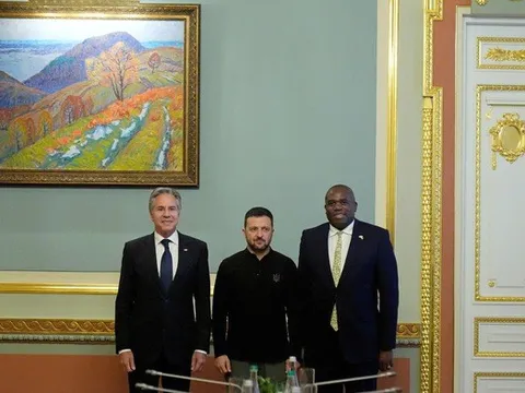 Mỹ, Anh tiếp tục viện trợ cho Kyiv, không có quyết định đột phá về tấn công Nga