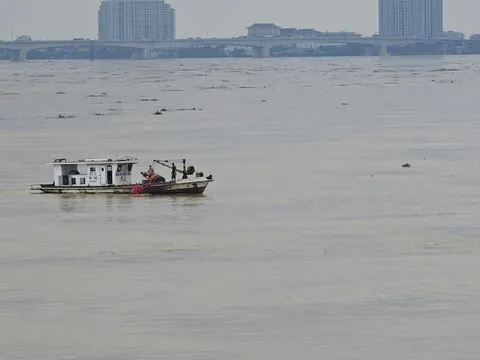 Lệnh rút báo động 2 trên sông Hồng