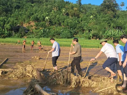 Thủ tướng tới hiện trường vụ sạt lở tại Làng Nủ, Lào Cai