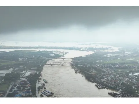 Mực nước sông Hồng tại Hà Nội đang chững lại, nội đô an toàn