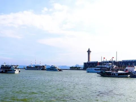 Nhiều điểm thăm quan trên vịnh Hạ Long hoạt động trở lại từ 13/9