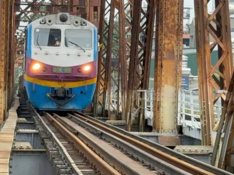 Dỡ lệnh cấm cầu Long Biên, cầu Đuống từ 15h hôm nay