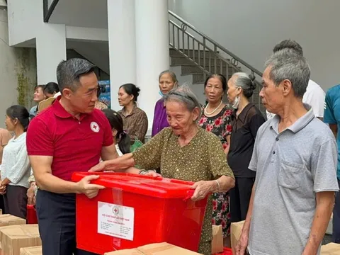 Cứu trợ khẩn cấp đợt 3 tới người dân các tỉnh miền Bắc bị ảnh hưởng bởi cơn bão số 3 và mưa lũ