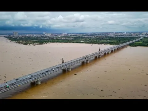 Tây Nguyên, Nam Bộ có mưa dông; lũ trên các sông Bắc Bộ tiếp tục xuống