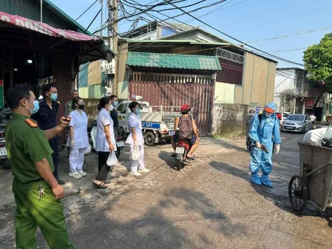 Quận Tây Hồ từng bước lấy lại cảnh quan sau mưa lũ