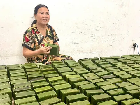 Cách đảm bảo an toàn với thực phẩm khi hỗ trợ người dân vùng bão, lũ