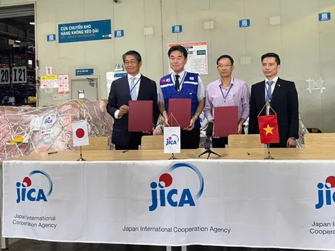 Các tổ chức quốc tế hỗ trợ Việt Nam 160 tấn hàng khắc phục hậu quả bão lũ