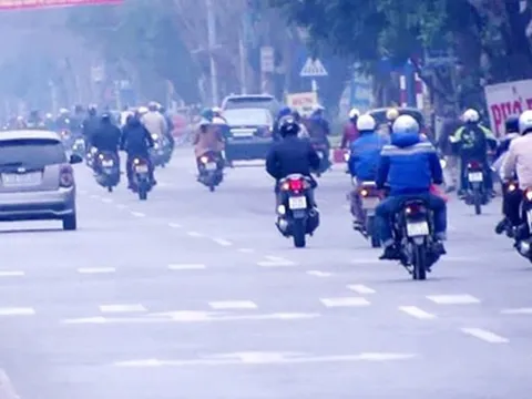 Quên tắt đèn xi-nhan, có bị xử phạt?