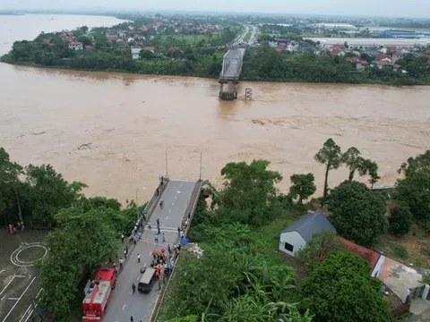 Thủ tướng Chính phủ yêu cầu khẩn trương nghiên cứu đầu tư xây dựng cầu Phong Châu mới