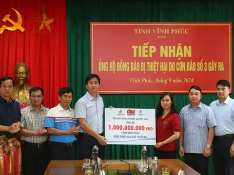 Petrovietnam hỗ trợ tỉnh Vĩnh Phúc và Phú Thọ khắc phục hậu quả của bão số 3