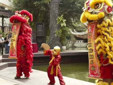 Phát huy sức mạnh văn hóa, chung tay hỗ trợ khắc phục bão lũ