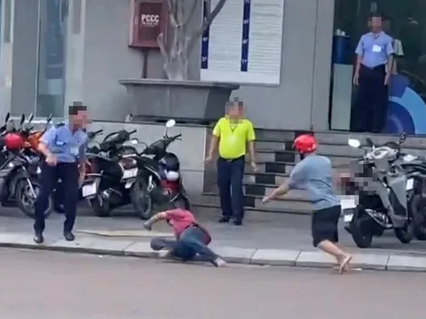 Công an lên tiếng vụ người đàn ông "vung dao" chém người trên phố