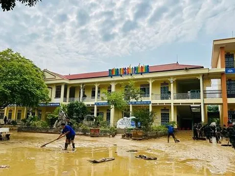 Thực hiện giải pháp dạy học linh hoạt, phù hợp với các trường ảnh hưởng bão lũ