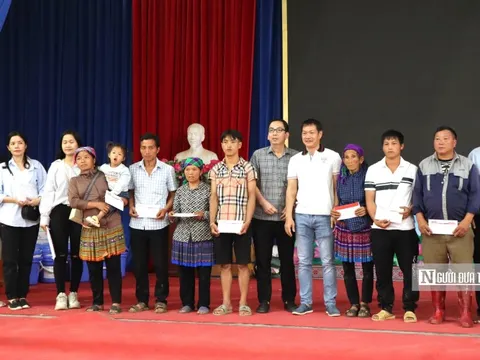 Tạp chí Đời sống và Pháp luật và đơn vị đồng hành chung tay hướng về bà con bị ảnh hưởng của bão lũ