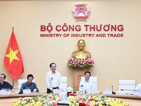 Sớm ban hành các tiêu chuẩn, quy chuẩn liên quan đến trạm sạc xe điện