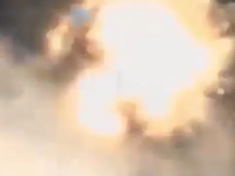 Đêm dữ dội, Hezbollah phóng 109 tên lửa hạng nặng vào miền Bắc Israel