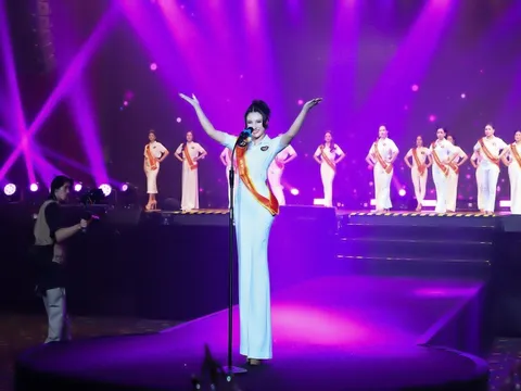 Á hậu doanh nhân quốc tế Trà My mong phụ nữ dám thay đổi bản thân