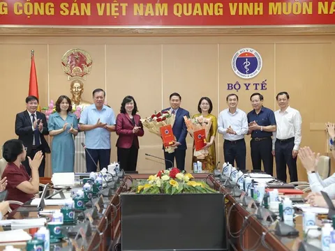 Bổ nhiệm tân Cục trưởng Cục An toàn thực phẩm và Chánh Văn phòng Bộ Y tế