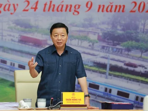 Khẩn trương hoàn thiện hai đề án phát triển đường sắt đô thị tại Hà Nội, TPHCM