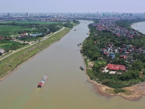 Hạn chế giao thông đường thủy qua sông Thái Bình
