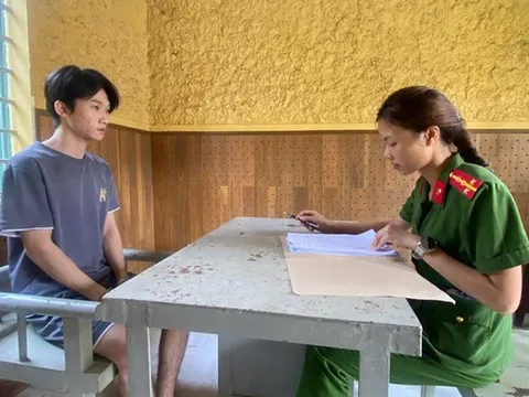 Khởi tố nam thanh niên truyền bá văn hoá phẩm đồi truỵ