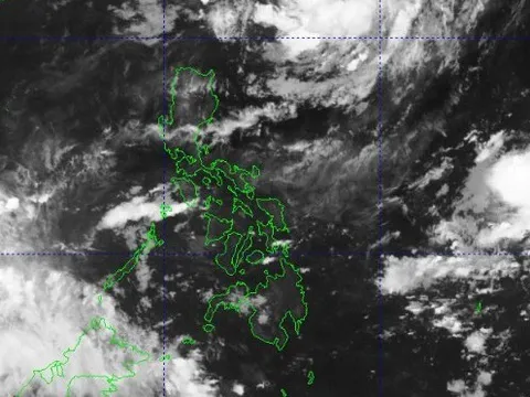 Áp thấp gần Philippines khả năng cao mạnh lên trong 24 giờ tới