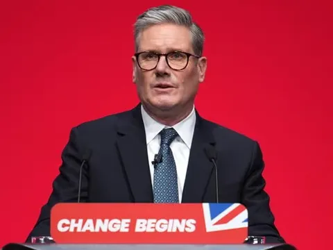 Thủ tướng Anh tuyên bố cứng rắn về vấn đề nhập cư