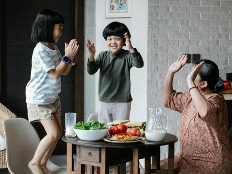 ColosBaby Gold 3+ hỗ trợ tăng cường miễn dịch và tăng cân vượt trội