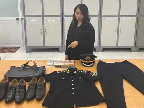 Lừa đảo hàng trăm triệu đồng bằng chiêu giả danh cán bộ hải quan