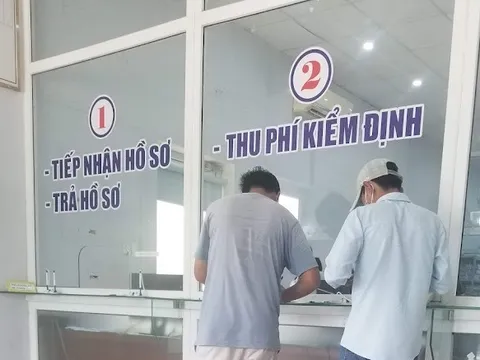 Chủ xe phải chi tiền triệu để “mua” thuận lợi trong quá trình đăng kiểm ô tô