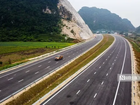 Quy định về giao thông trên đường cao tốc từ 1/1/2025, ai cũng nên biết