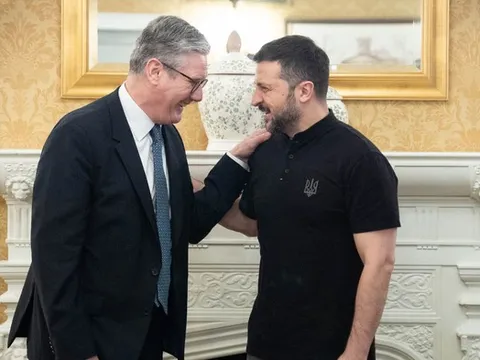 Anh đổi ý về loại vũ khí quan trọng trong việc hỗ trợ quân đội Ukraine