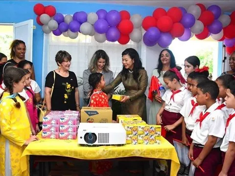 Phu nhân Tổng Bí thư, Chủ tịch nước thăm Trường tiểu học Võ Thị Thắng