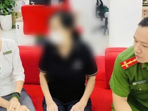 Lại mất tiền vì chiêu lừa đảo tặng quà ngày Phụ nữ Việt Nam