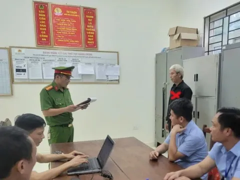 Bắt tạm giam kẻ "xuống tay" với vợ chồng em trai để điều tra hành vi giết người