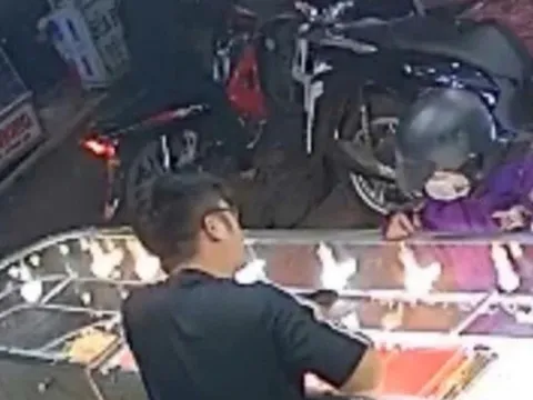 Đắk Lắk: Truy tìm người phụ nữ cướp giật ở tiệm vàng