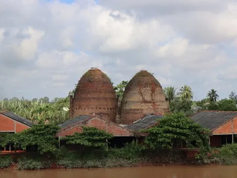 Những lò gạch kể chuyện