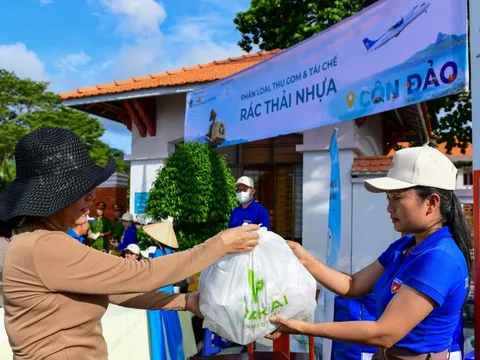 Vietnam Airlines tổ chức 'Ngày hội Côn Đảo Xanh', chung tay vì đảo xanh, biển sạch