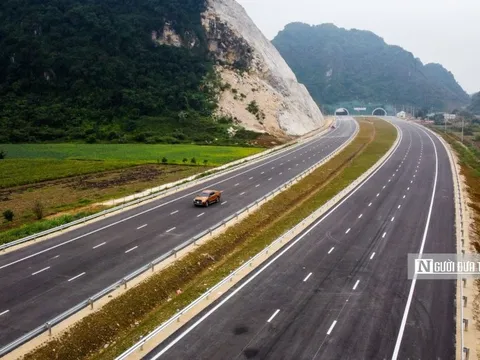 Từ 1/10, đường cao tốc phải có tối thiểu 4 làn xe, tốc độ tối đa 120km/h
