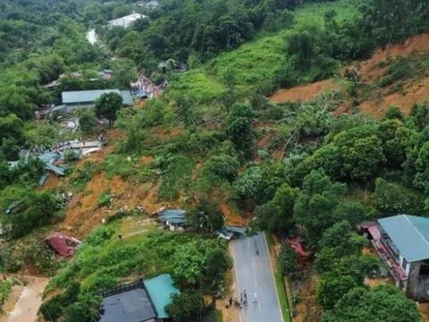 Thủ tướng yêu cầu dùng flycam quét các điểm nguy cơ sạt lở đất ở Hà Giang