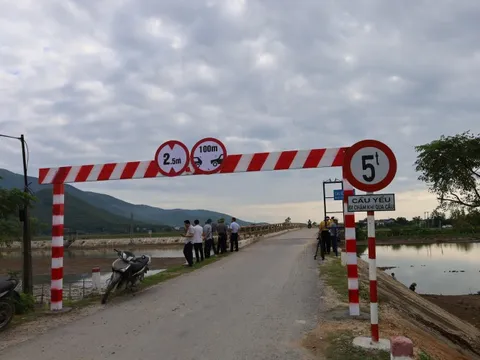 Quảng Bình: Khẩn trương kiểm định chất lượng cầu sông Thai