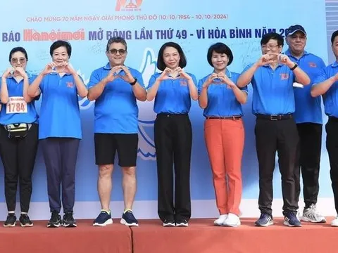 Gần 3500 vận động viên tham gia chung kết Giải chạy Báo Hà nội mới 2024