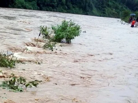 Ứng phó lũ trên sông Thao, sạt lở đất tại Lào Cai, Yên Bái